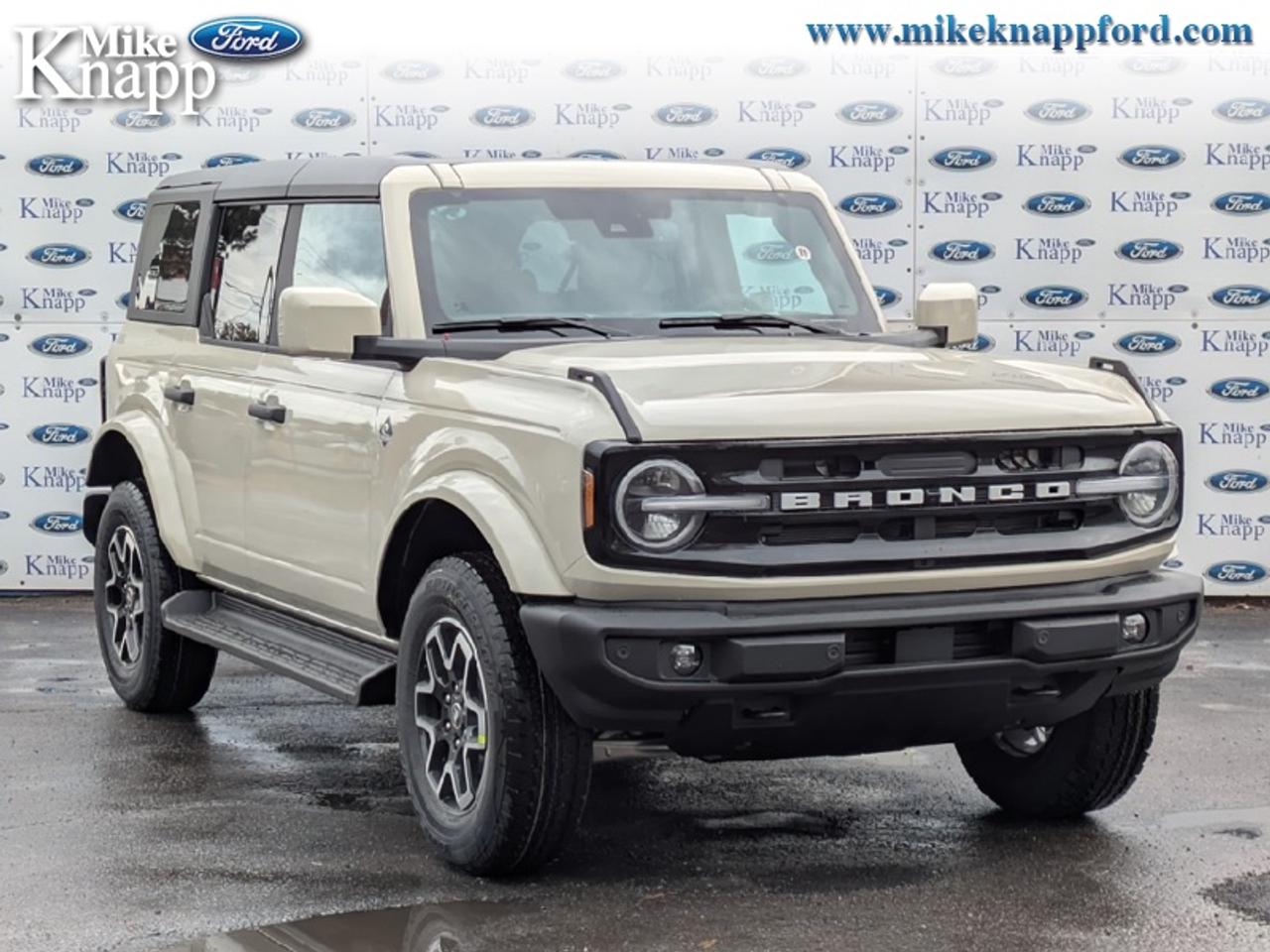 2026 Ford Bronco Outer Banks Photo