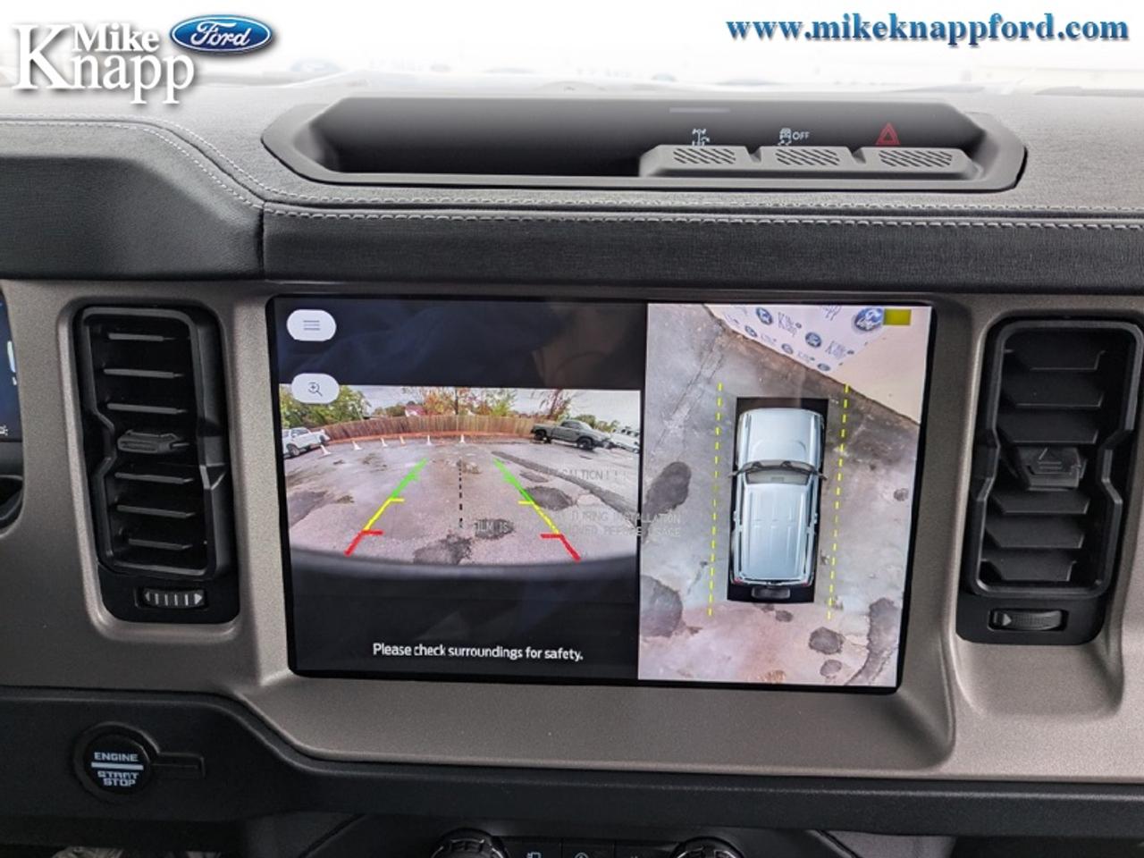 2026 Ford Bronco Outer Banks Photo