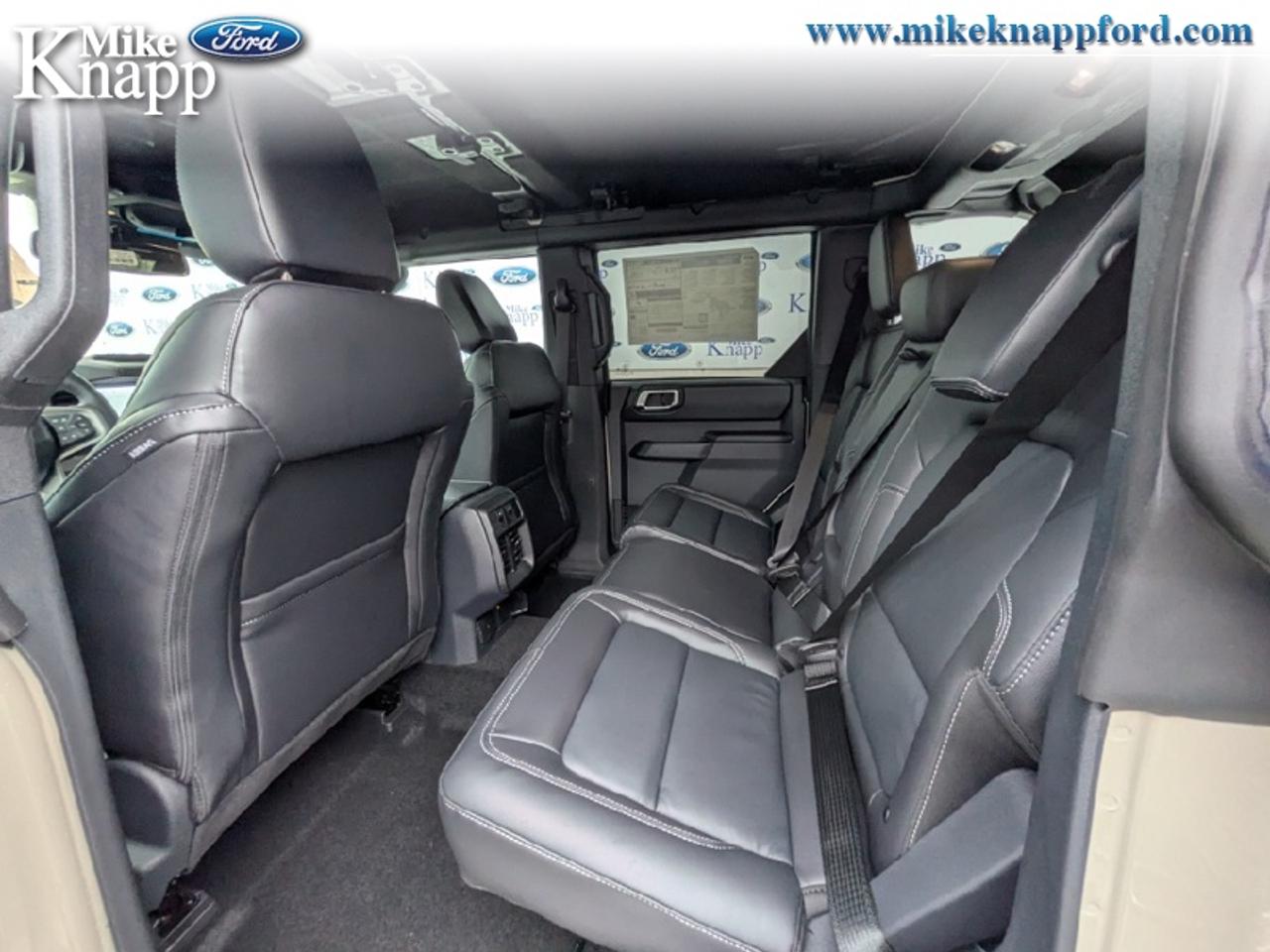 2026 Ford Bronco Outer Banks Photo