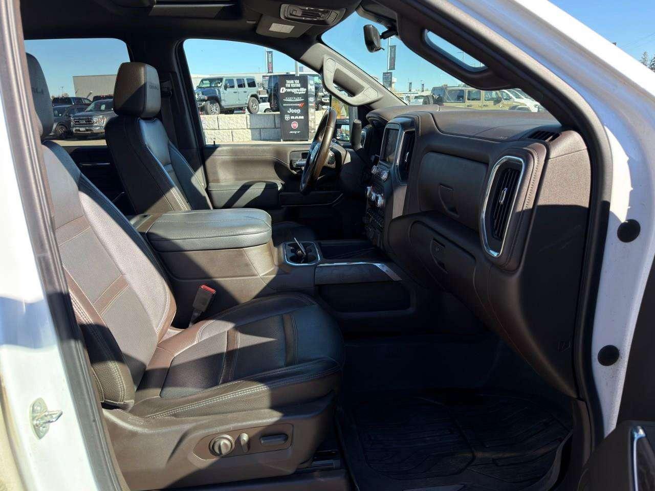 2023 GMC Sierra 3500HD SUNROOF   360 CAM   ONE OWNER Photo