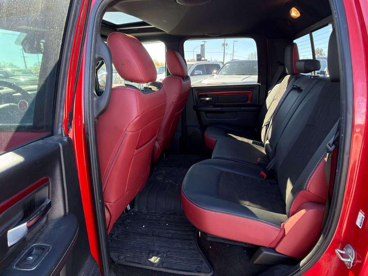 2017 RAM 1500 SUNROOF   LEATHER   5.7L V8 HEMI Photo