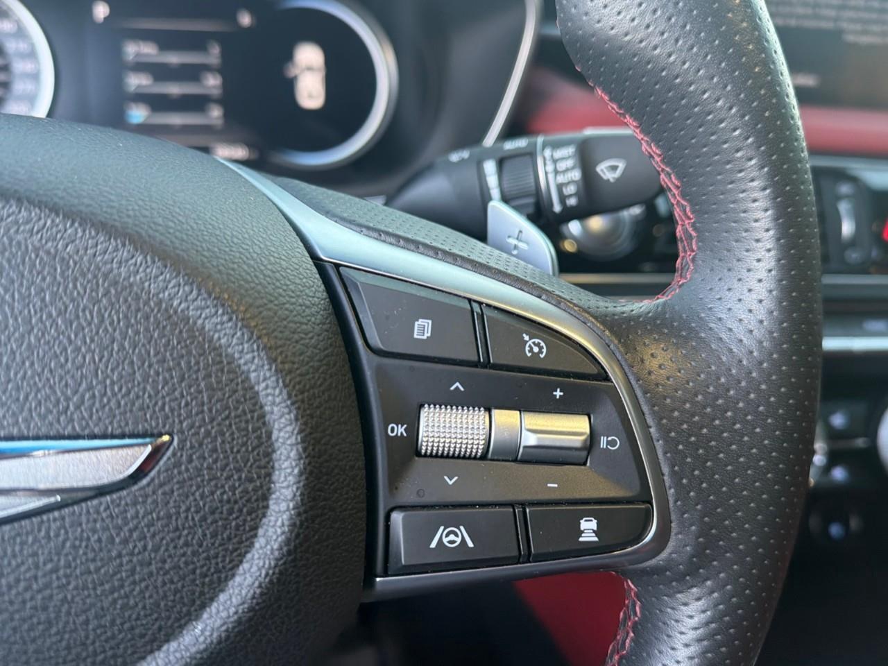2023 Genesis G70  Photo