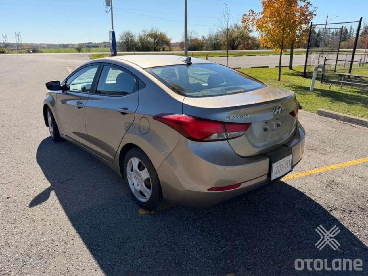 2014 Hyundai Elantra GL   FULLY CERTIFIED WITH WARRANTY Photo2