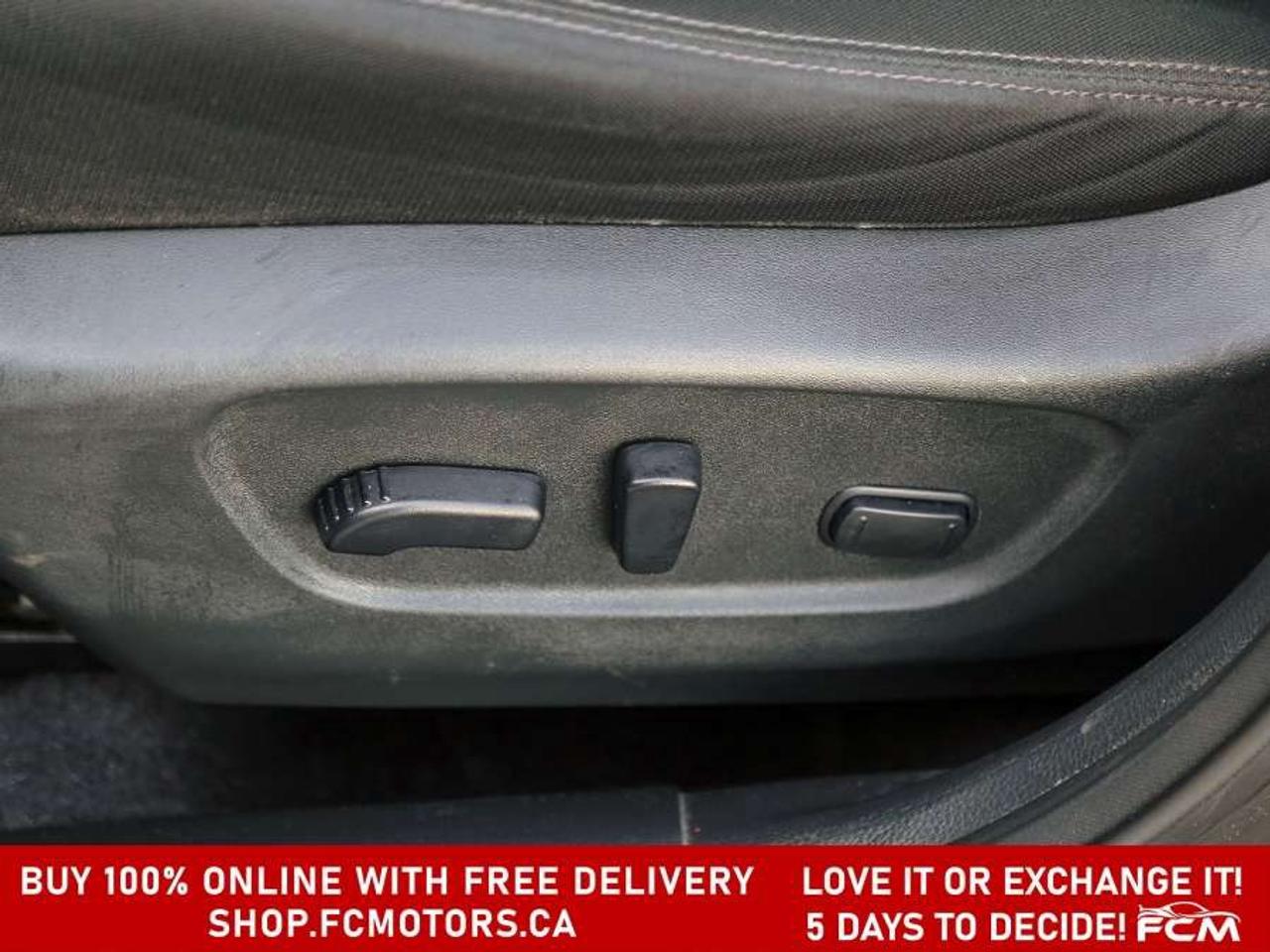 2019 Nissan Rogue SV AWD   FULLY CERTIFIED WITH WARRANTY Photo