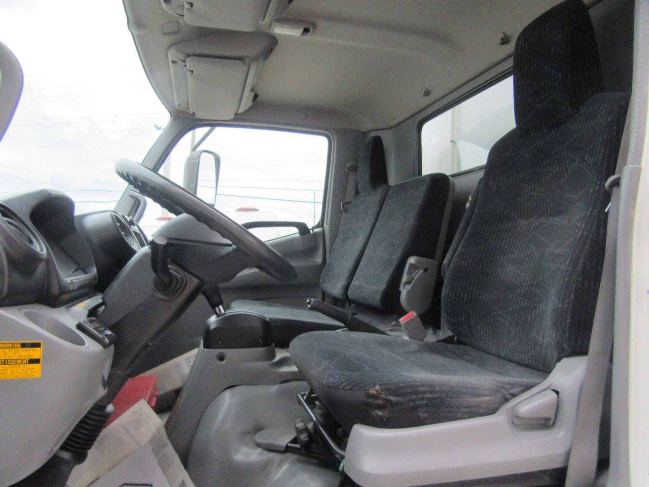 2020 Hino 195  Photo