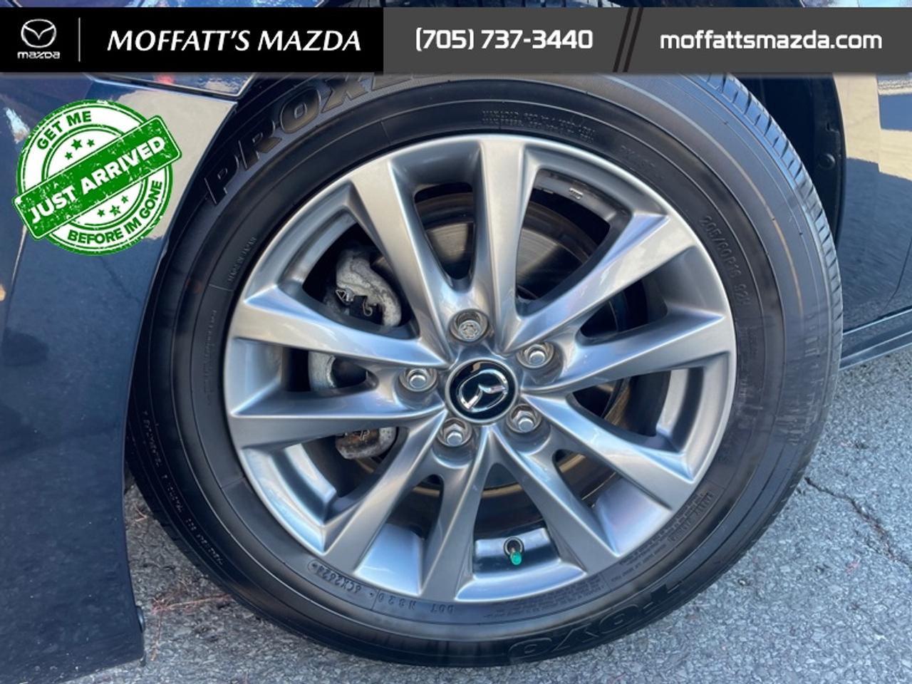 2025 Mazda MAZDA3 GS Photo