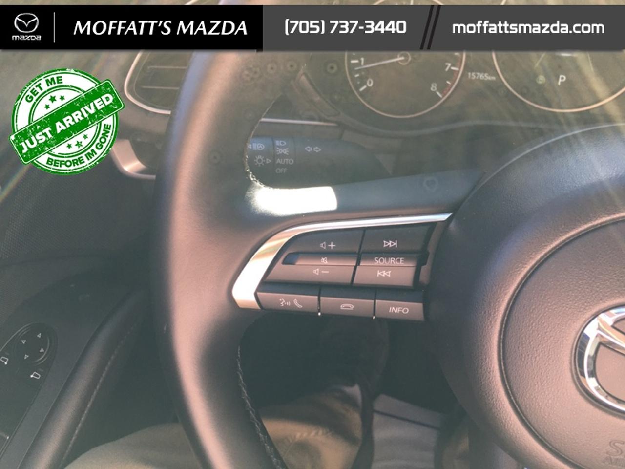 2025 Mazda MAZDA3 GS Photo