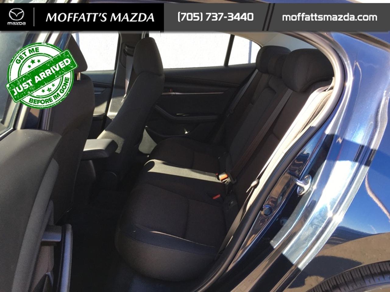 2025 Mazda MAZDA3 GS Photo