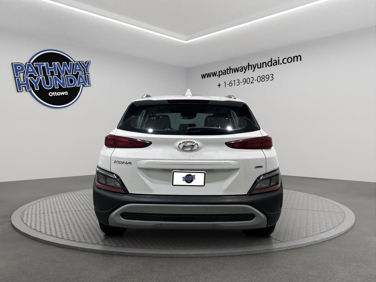 2023 Hyundai KONA Preferred | AWD | Heated Leather-Wrapped Steering Wheel | Keyless Start & Entry Photo4