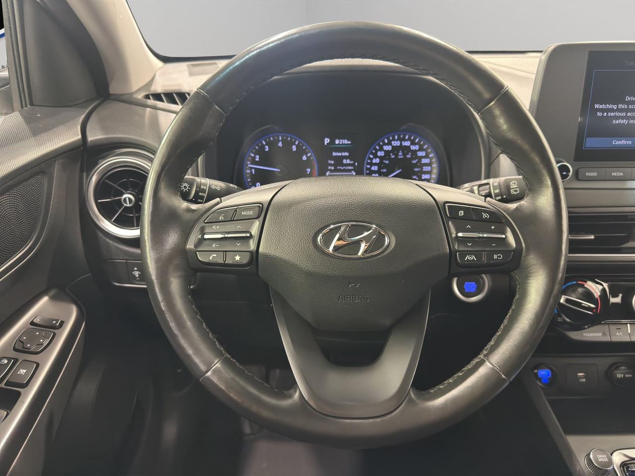 2023 Hyundai KONA Preferred | AWD | Heated Leather-Wrapped Steering Wheel | Keyless Start & Entry Photo