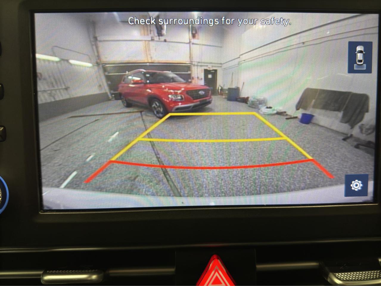 2023 Hyundai Elantra Preferred | Blind-Spot Monitoring | Collision Avoidance | Lane Management Photo