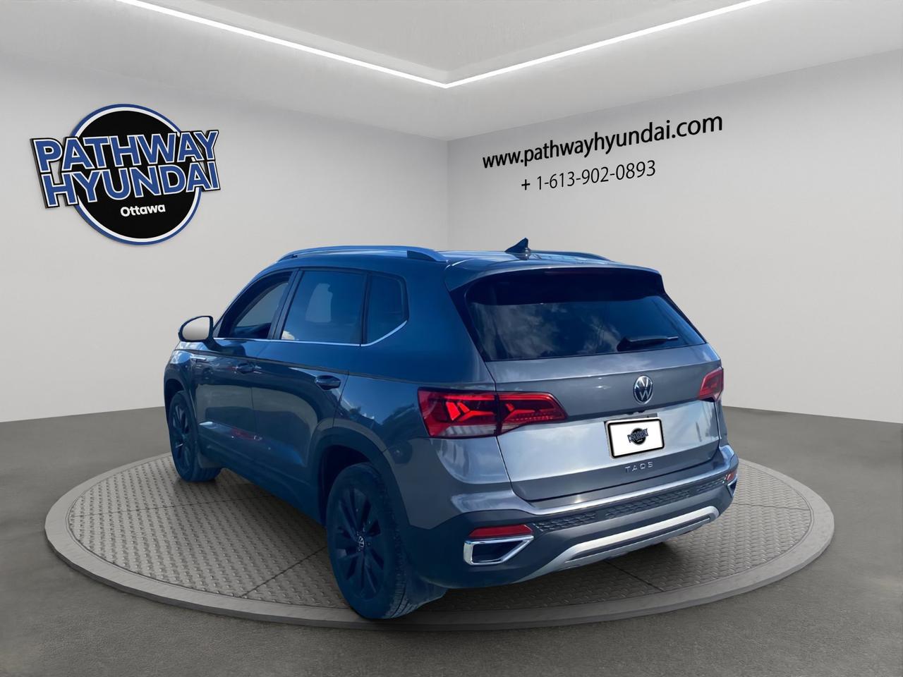 2024 Volkswagen Taos Comfortline | Keyless Entry w/Push Start | Adaptive Cruise Control & Lane Keep Assist Photo