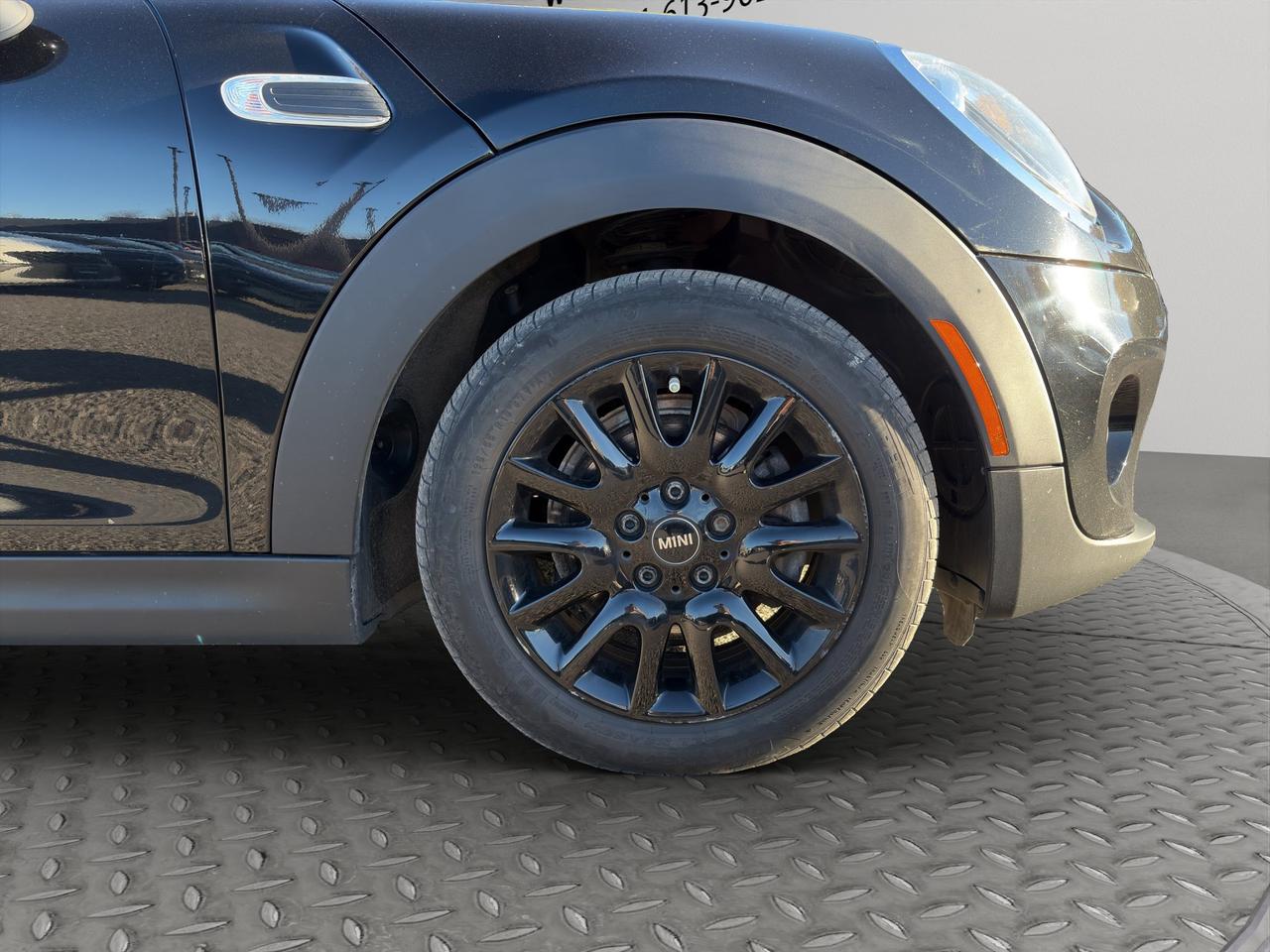 2018 MINI 3 Door Cooper | Sunroof | Navigation System | Heated Seats | Reverse Camera | Photo