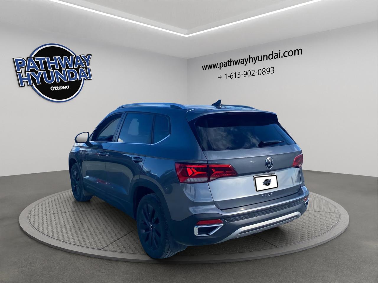 2024 Volkswagen Taos Comfortline | Keyless Entry w/Push Start | Adaptive Cruise Control & Lane Keep Assist Photo
