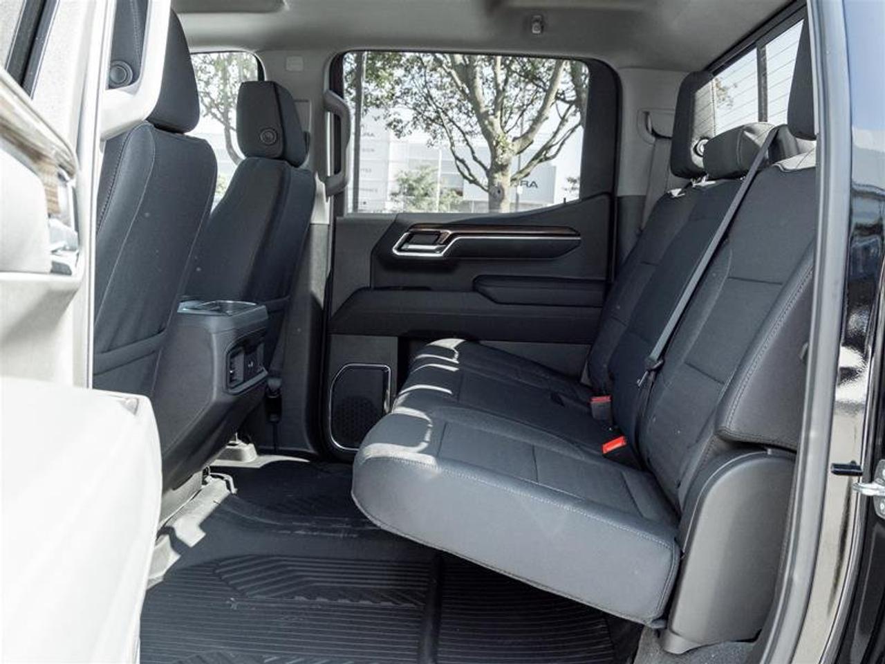 2026 Chevrolet Silverado 1500 LT Trail Boss Photo