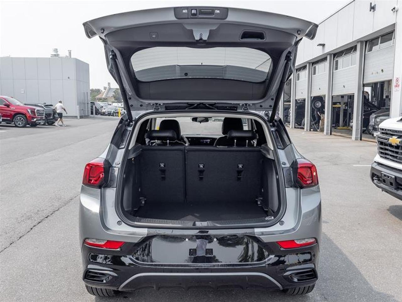 2026 Buick Encore GX Sport Touring Photo