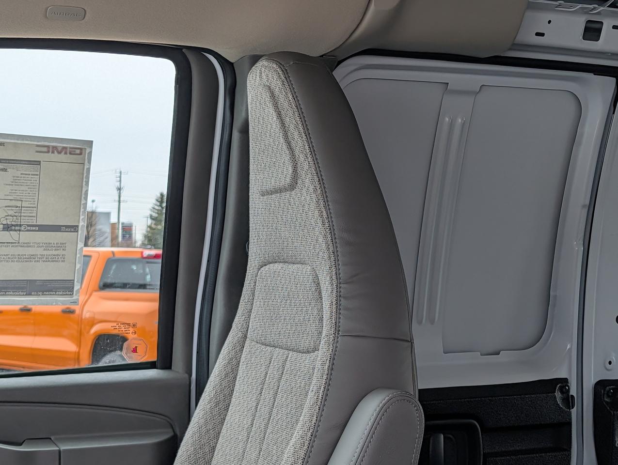 2025 GMC Savana Cargo Van  Photo