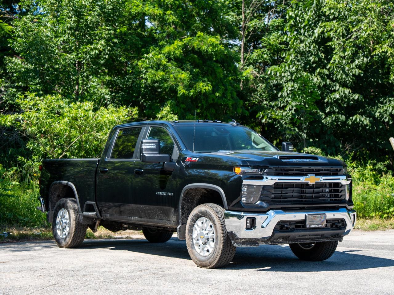 2025 Chevrolet SILVERADO 2500HD LT Photo2