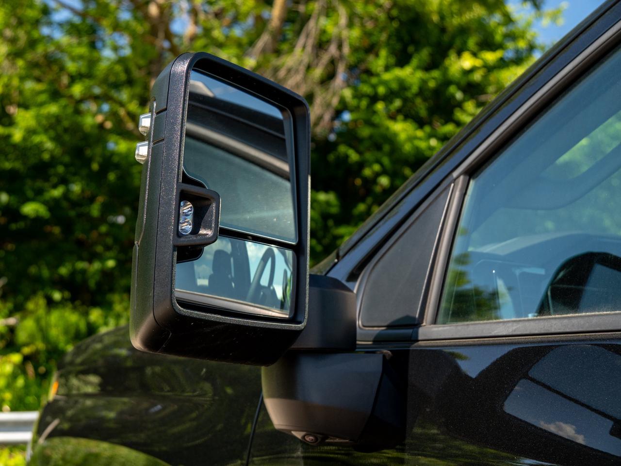 2025 Chevrolet SILVERADO 2500HD LT Photo
