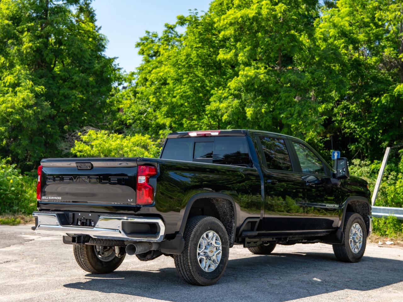 2025 Chevrolet SILVERADO 2500HD LT Photo