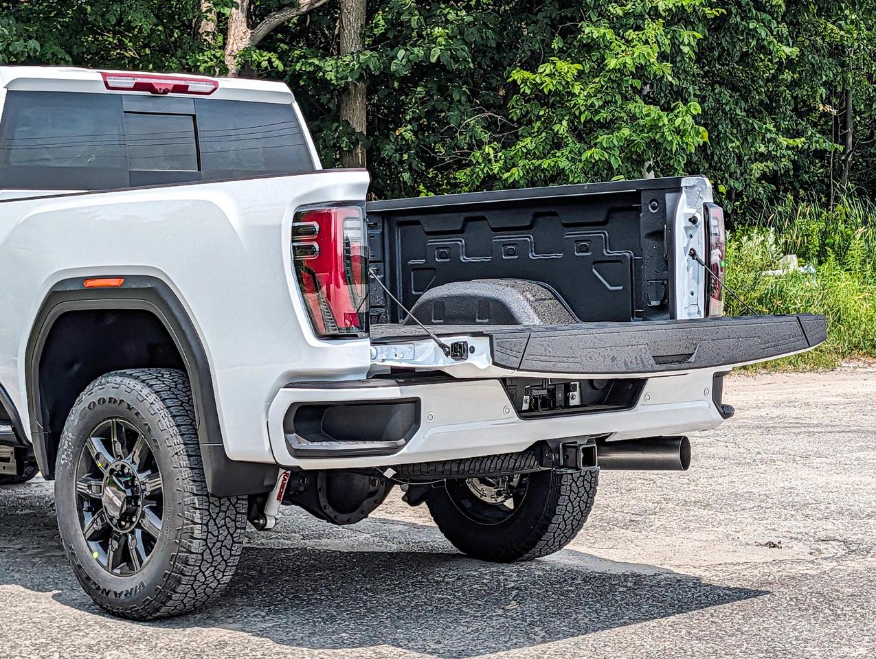 2026 GMC SIERRA 2500HD AT4 Photo