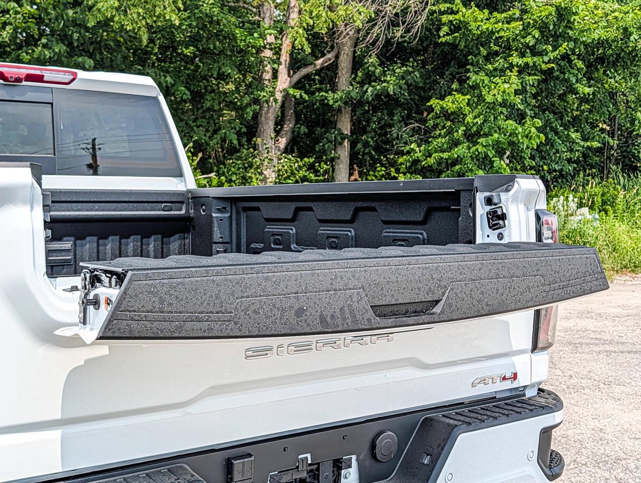 2026 GMC SIERRA 2500HD AT4 Photo