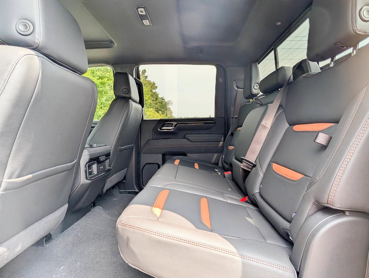 2026 GMC SIERRA 2500HD AT4 Photo