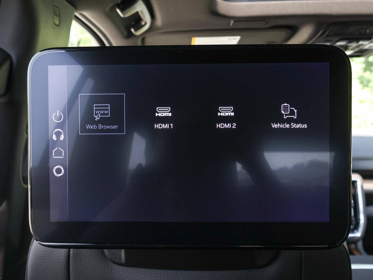 2026 GMC Yukon Denali Photo