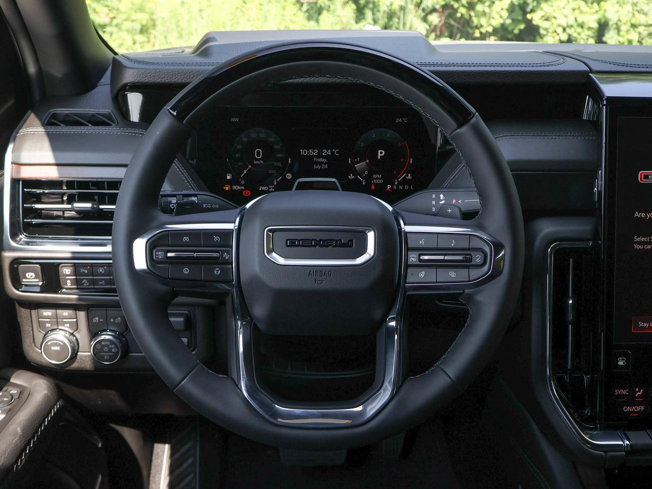 2026 GMC Yukon Denali Photo