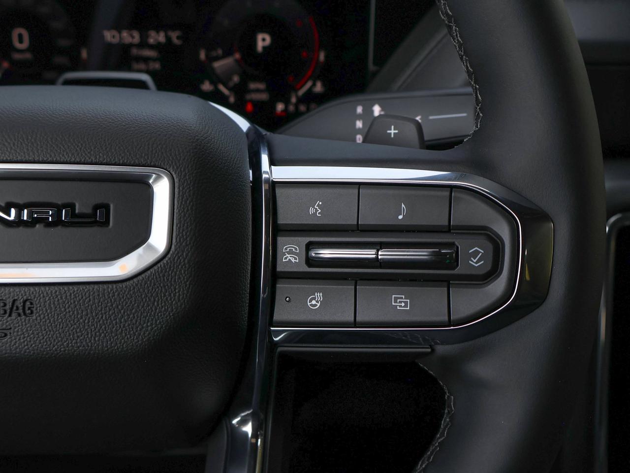 2026 GMC Yukon Denali Photo