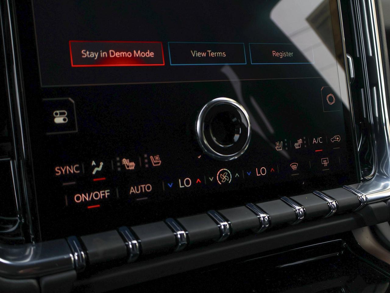 2026 GMC Yukon Denali Photo