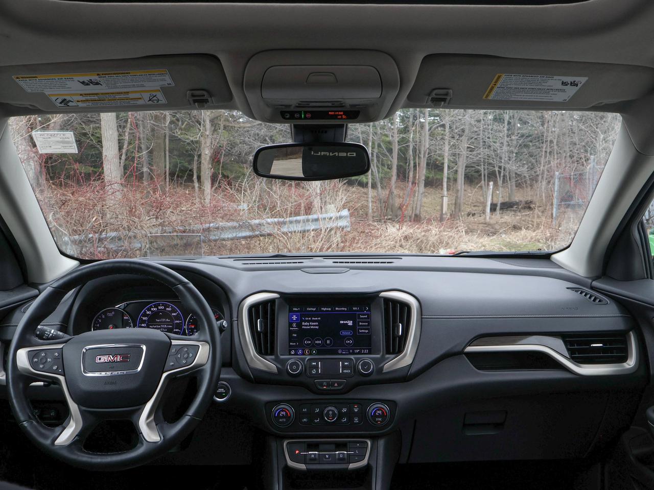 2024 GMC Terrain Denali Photo