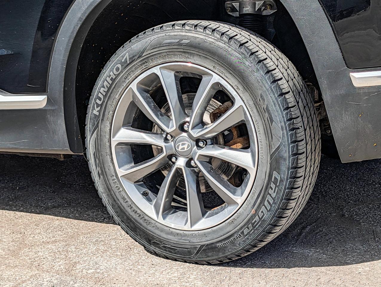 2022 Hyundai Santa Fe Preferred Photo