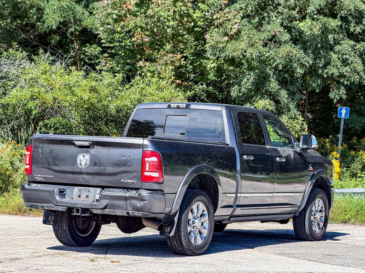 2020 RAM 3500 Limited Photo