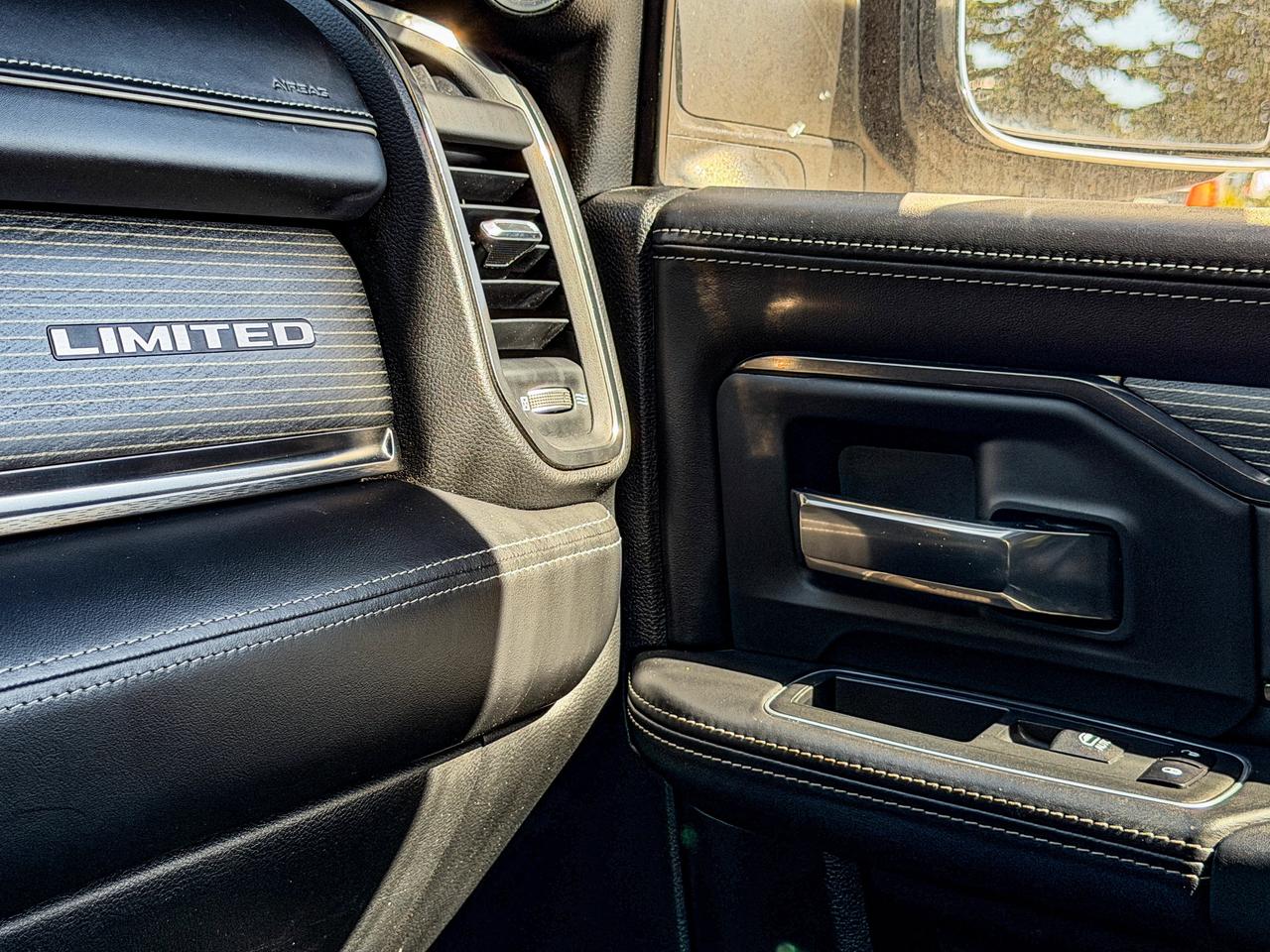 2020 RAM 3500 Limited Photo