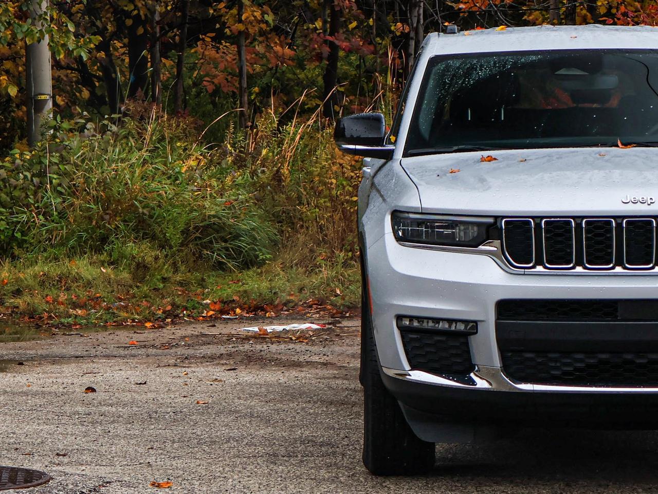 2024 Jeep Grand Cherokee L Limited Photo4