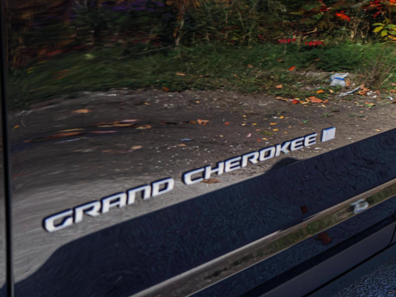 2024 Jeep Grand Cherokee L Limited Photo