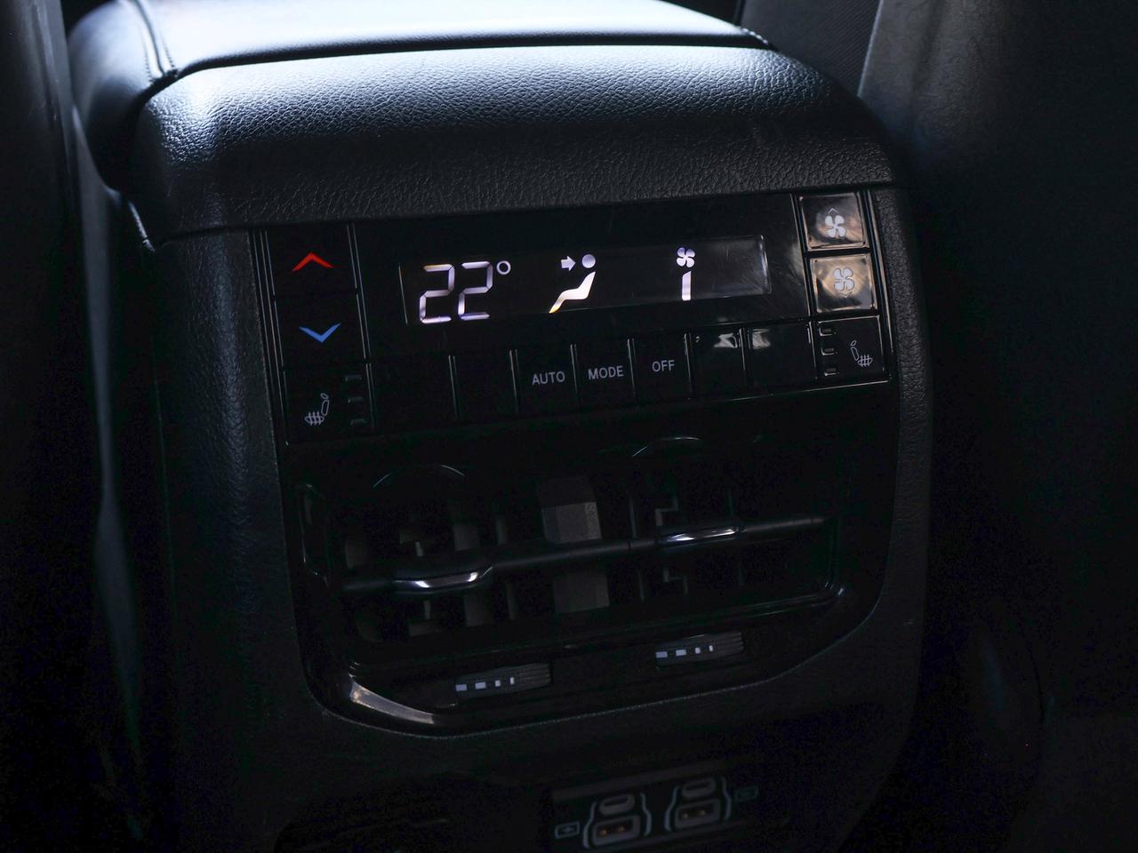 2024 Jeep Grand Cherokee L Limited Photo
