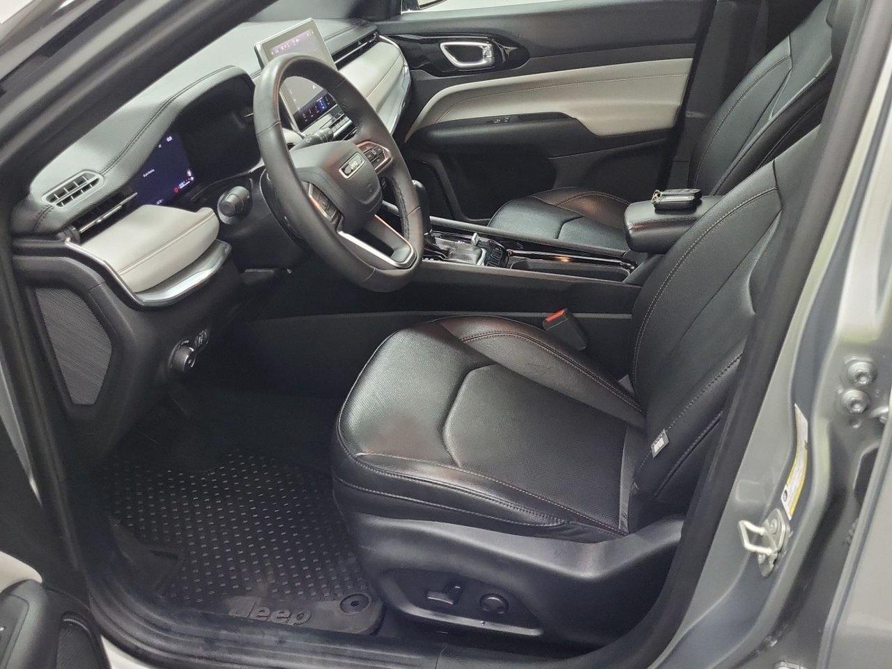 2024 Jeep Compass Limited 4X4 Photo2