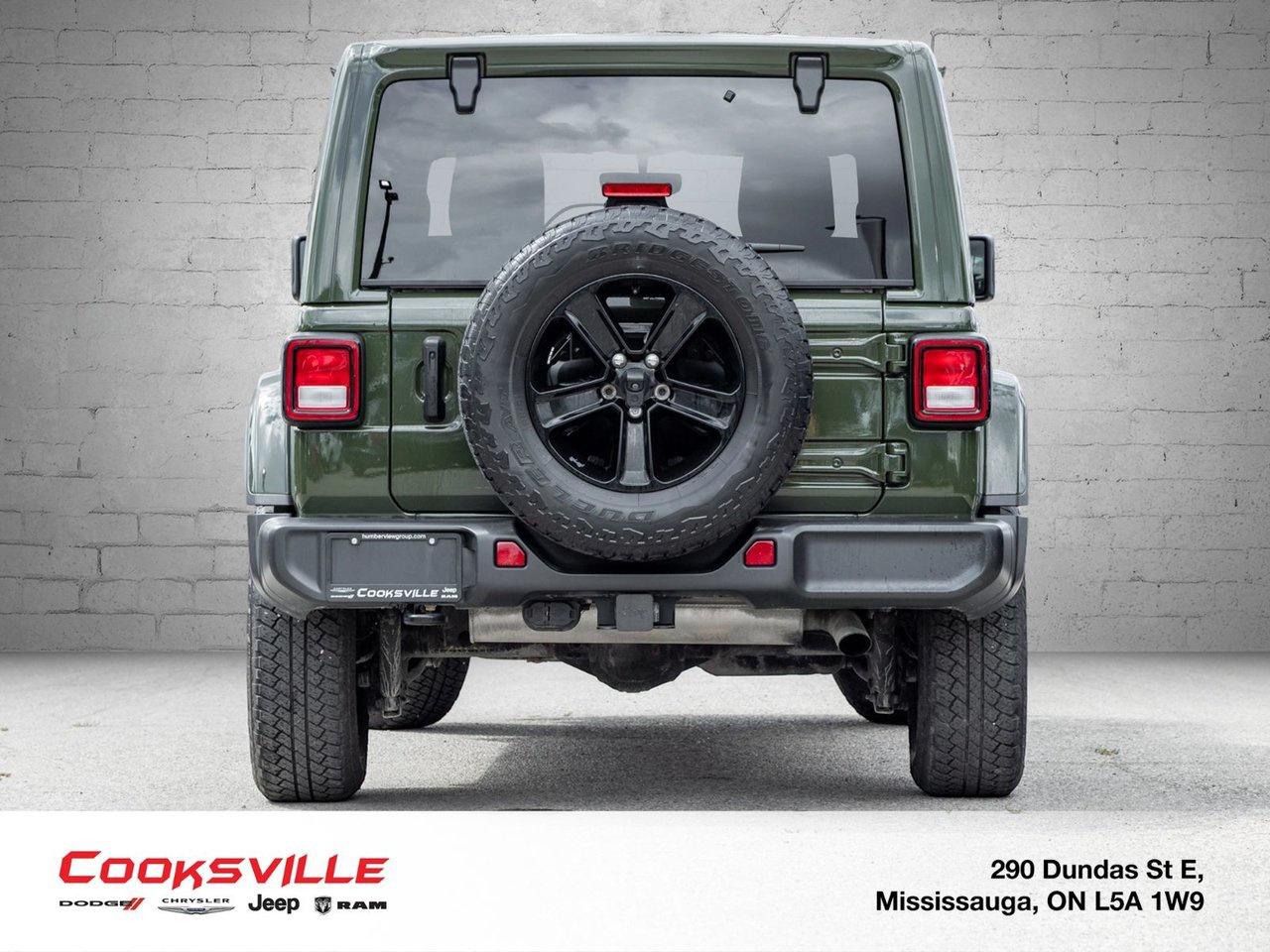 2023 Jeep WRANGLER UNLIMITED Sahara Photo