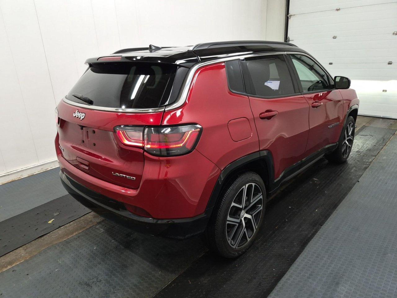 2024 Jeep Compass Limited 4X4 Photo