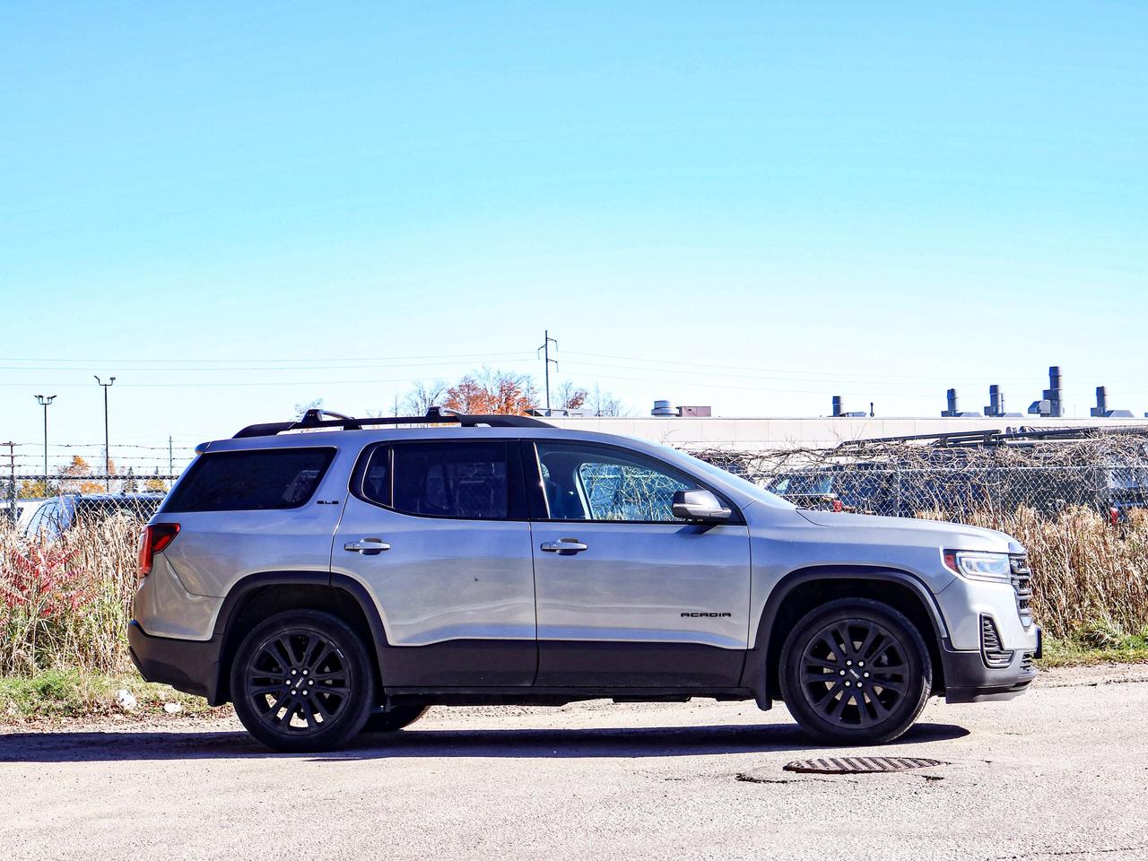 2023 GMC Acadia SLE Photo