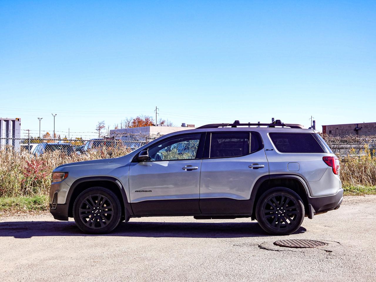 2023 GMC Acadia SLE Photo