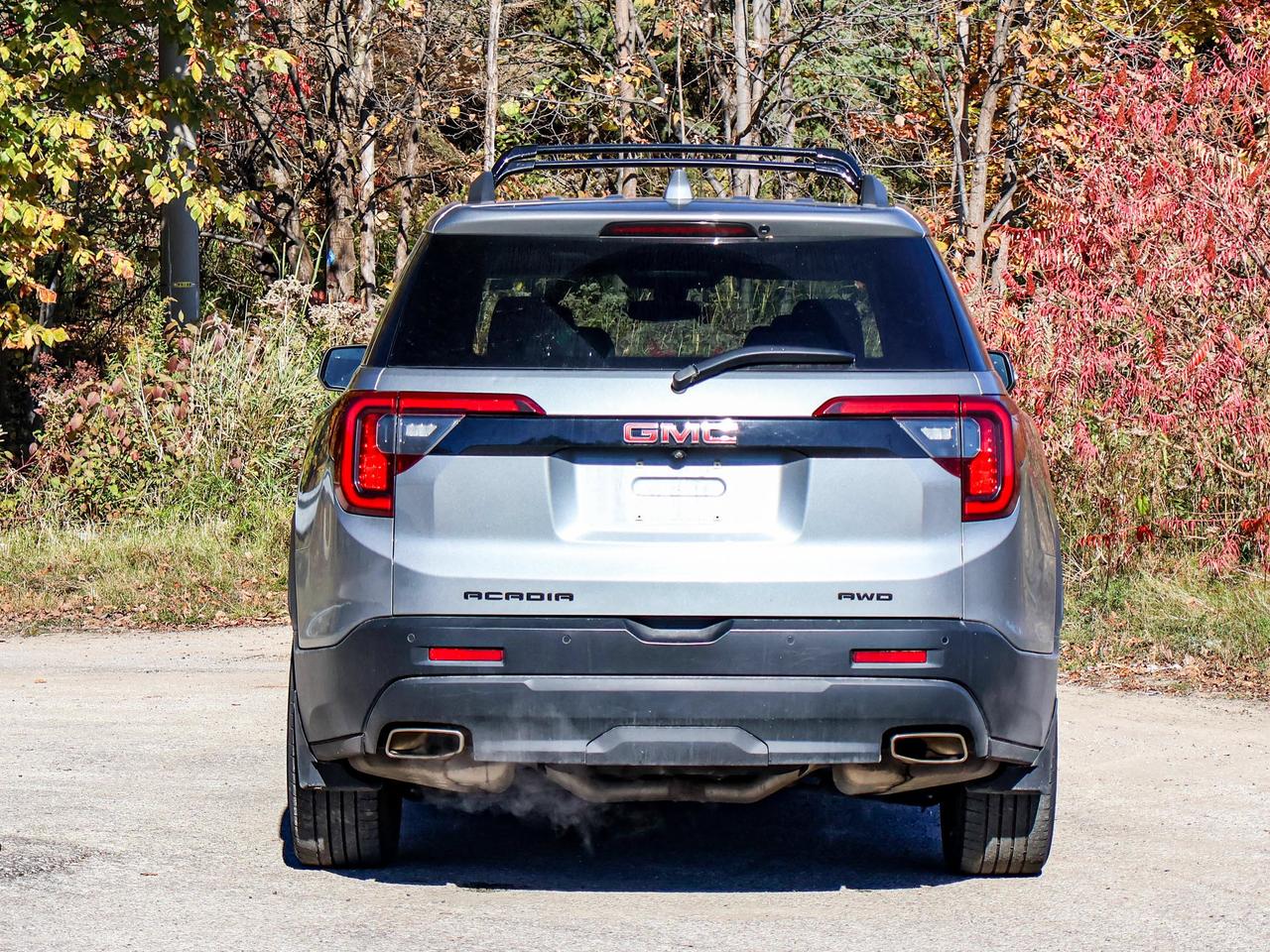 2023 GMC Acadia SLE Photo