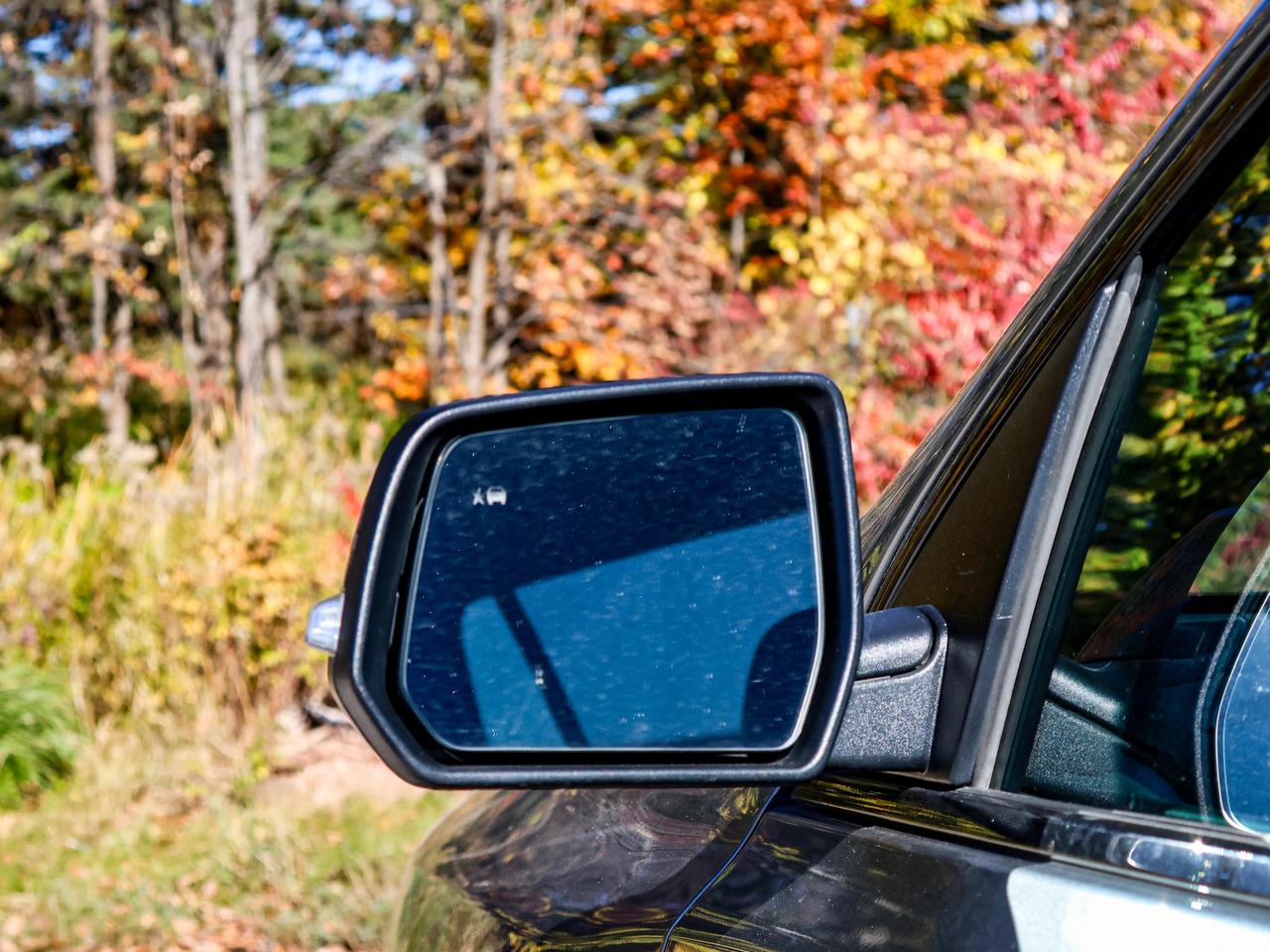 2023 GMC Acadia SLE Photo