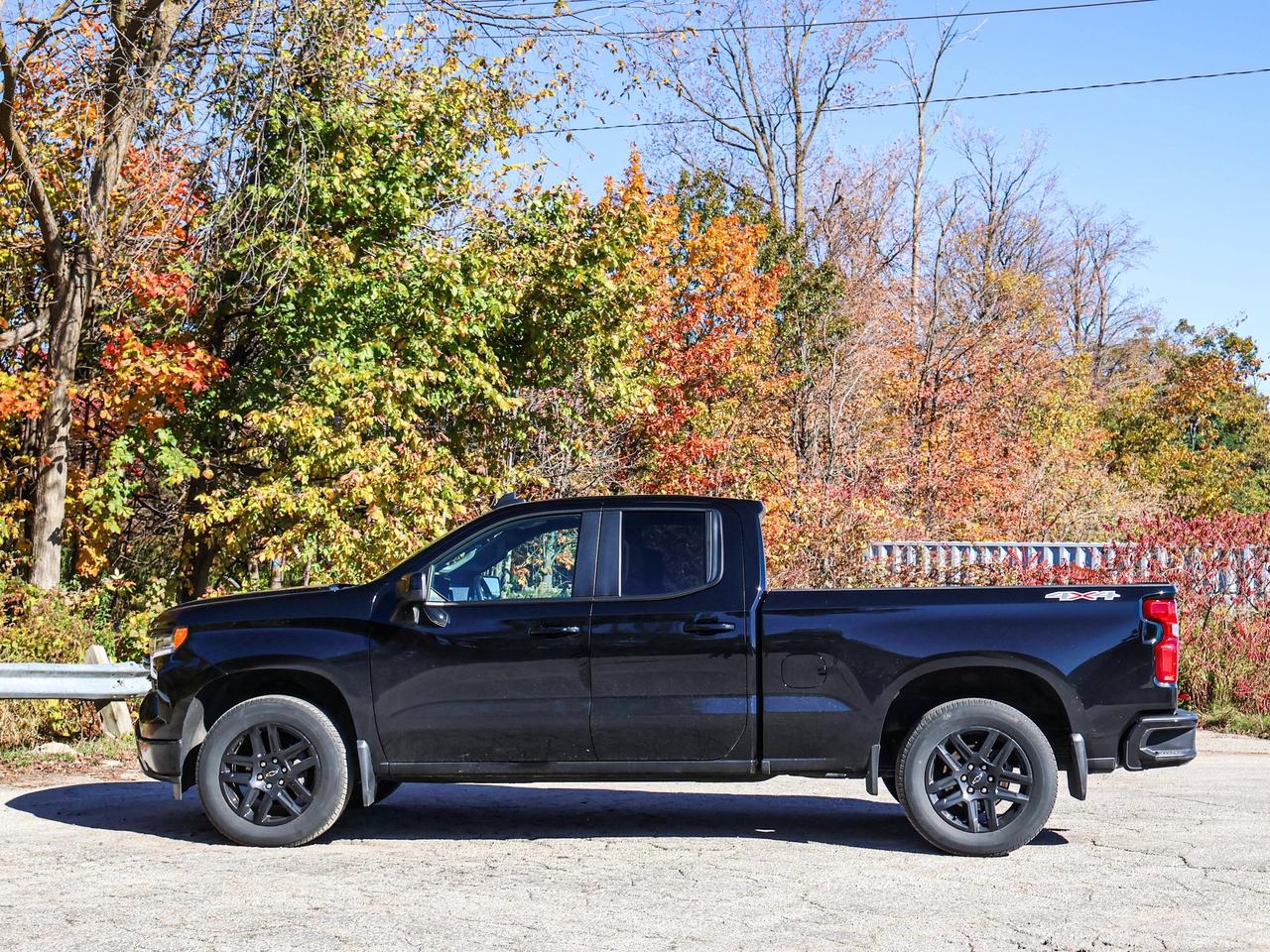 2024 Chevrolet Silverado 1500 RST Photo