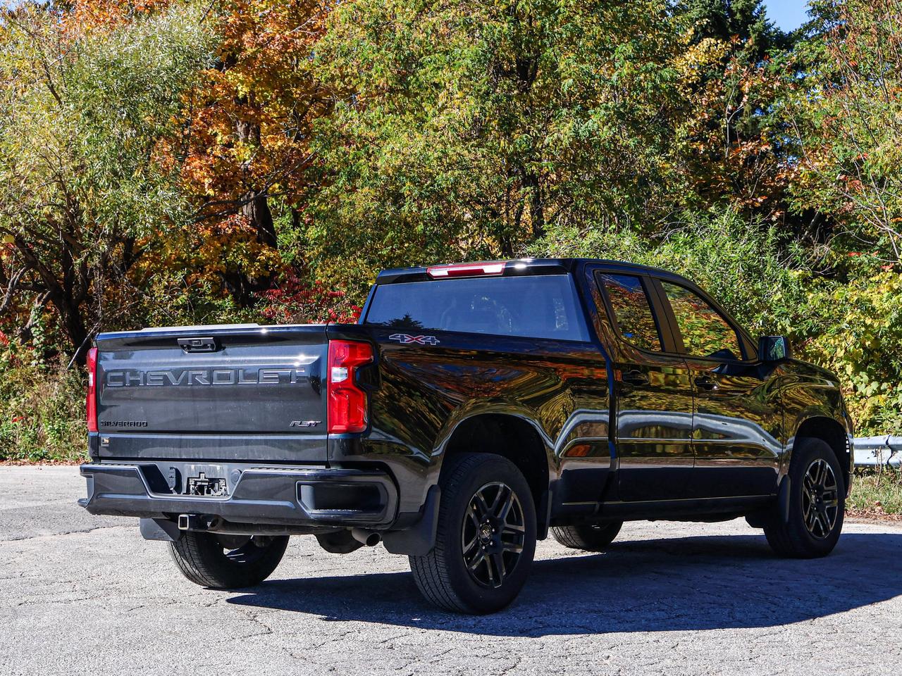 2024 Chevrolet Silverado 1500 RST Photo