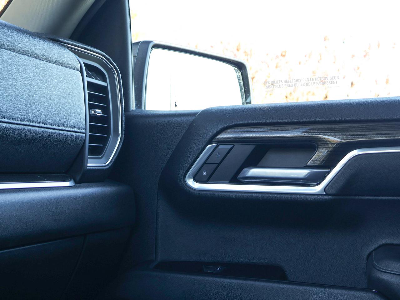 2022 Chevrolet Silverado 1500 RST Photo