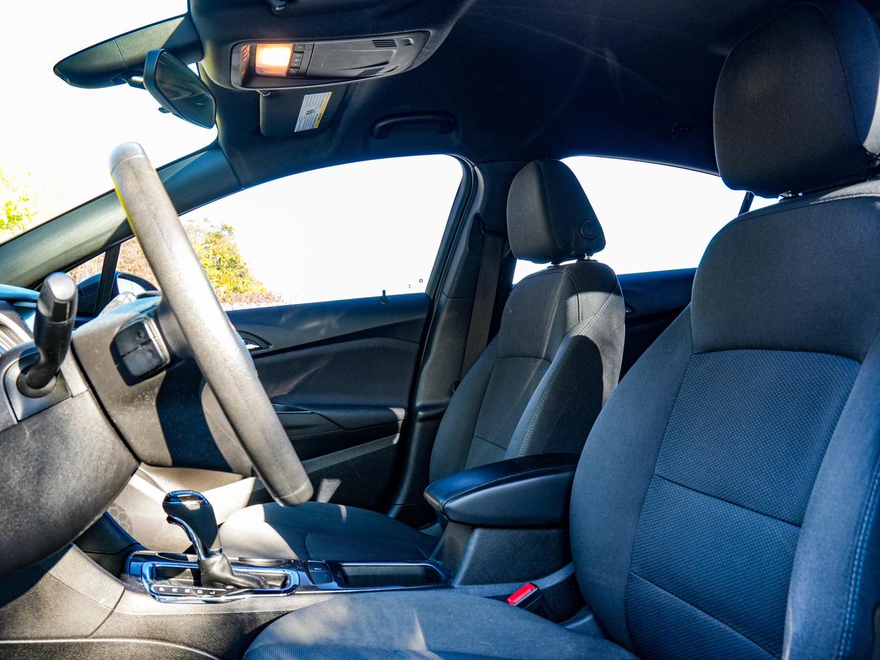 2018 Chevrolet Cruze LT Photo