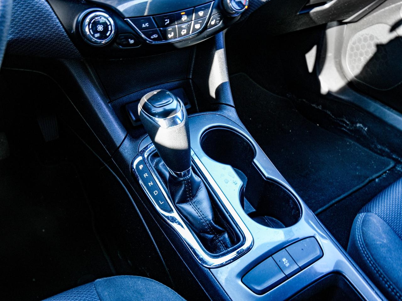 2018 Chevrolet Cruze LT Photo
